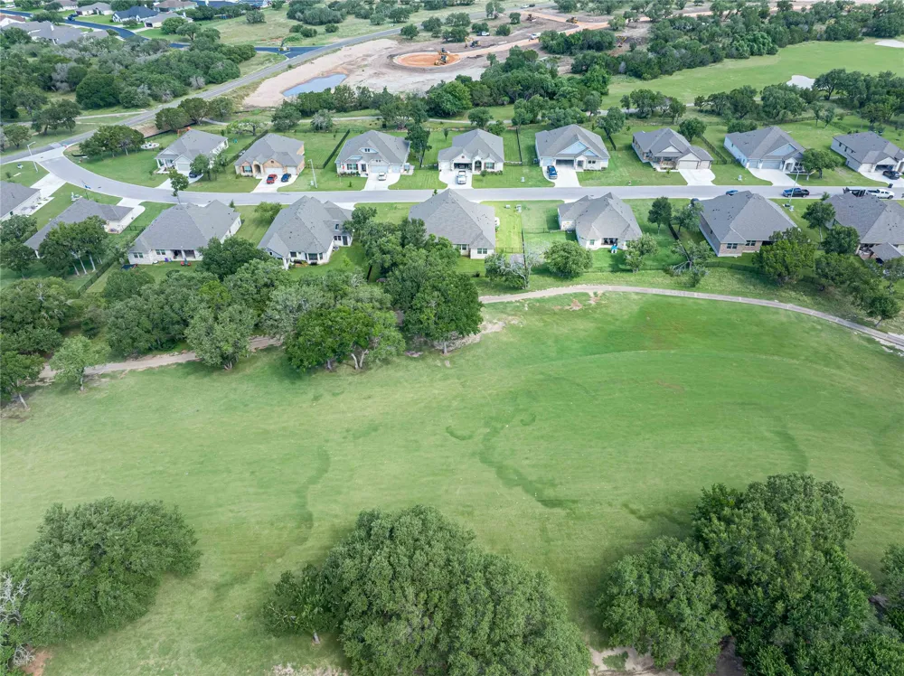 176 Tom Kite Drive Burnet, TX 78611