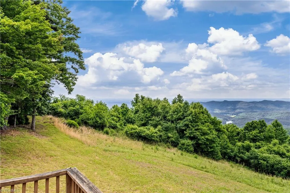 576 Lake Vista Drive Glade Valley, NC 28627