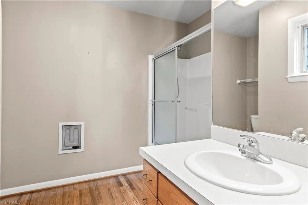 576 Lake Vista Drive Glade Valley, NC 28627