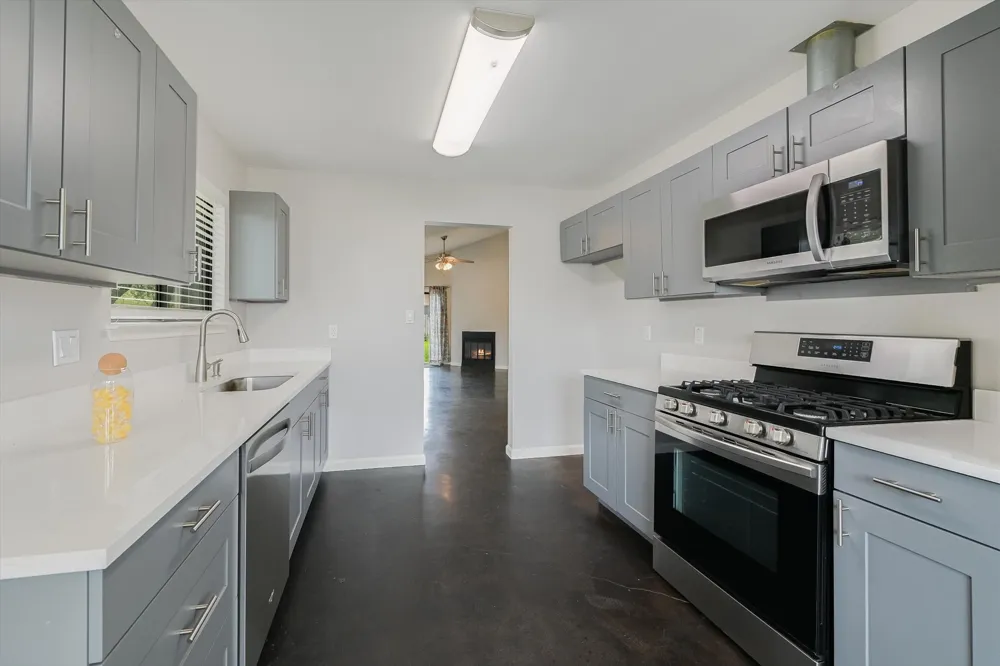 805 Live Oak Drive Cedar Park, TX 78613