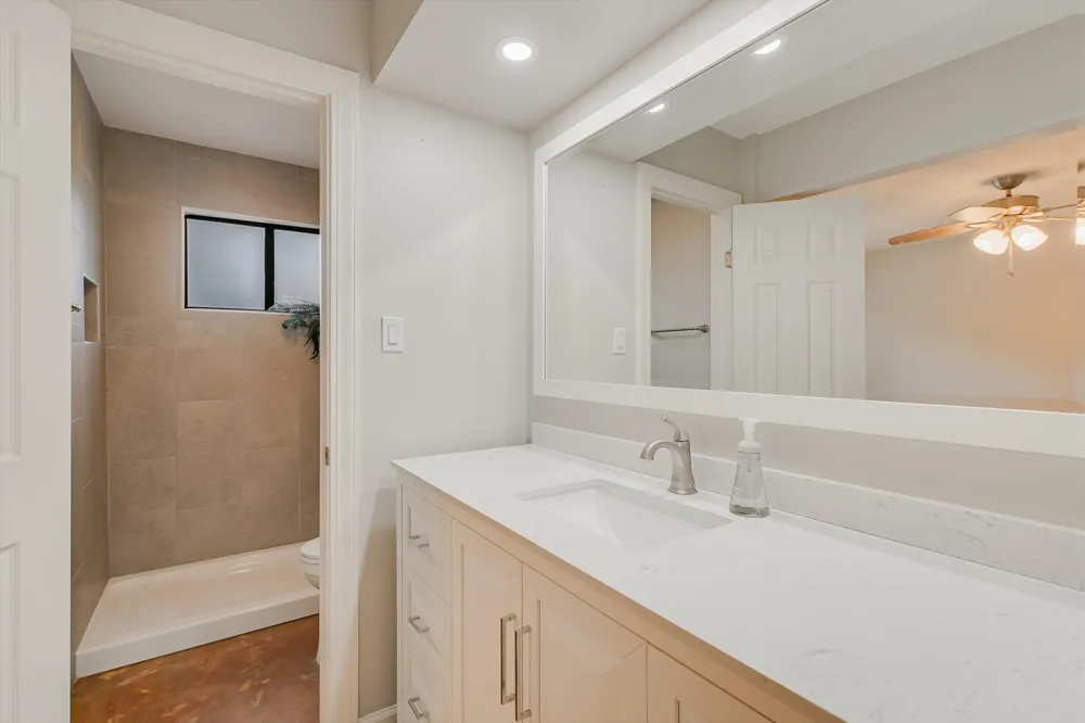 805 Live Oak Drive Cedar Park, TX 78613