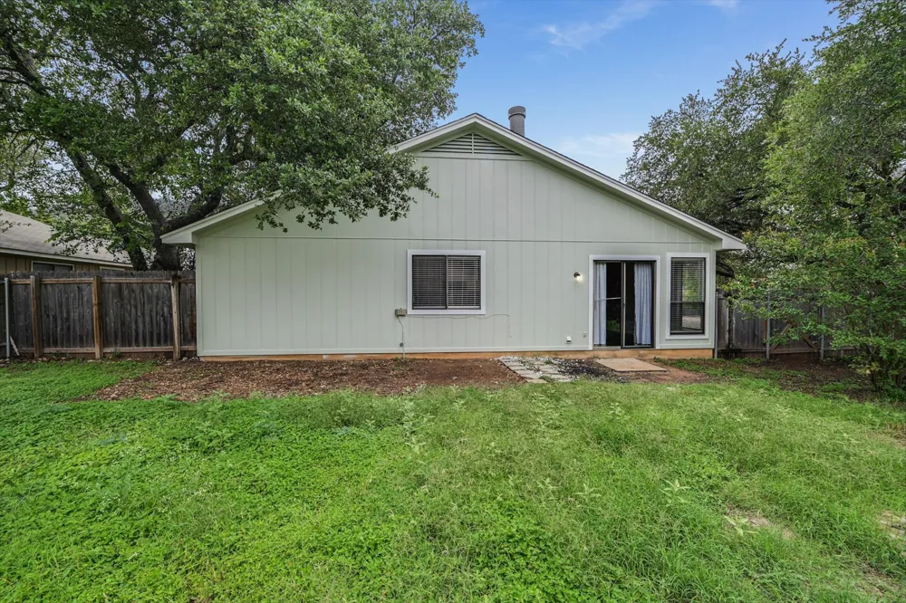 805 Live Oak Drive Cedar Park, TX 78613