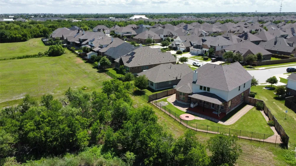 19205 Burrowbridge Road Pflugerville, TX 78660