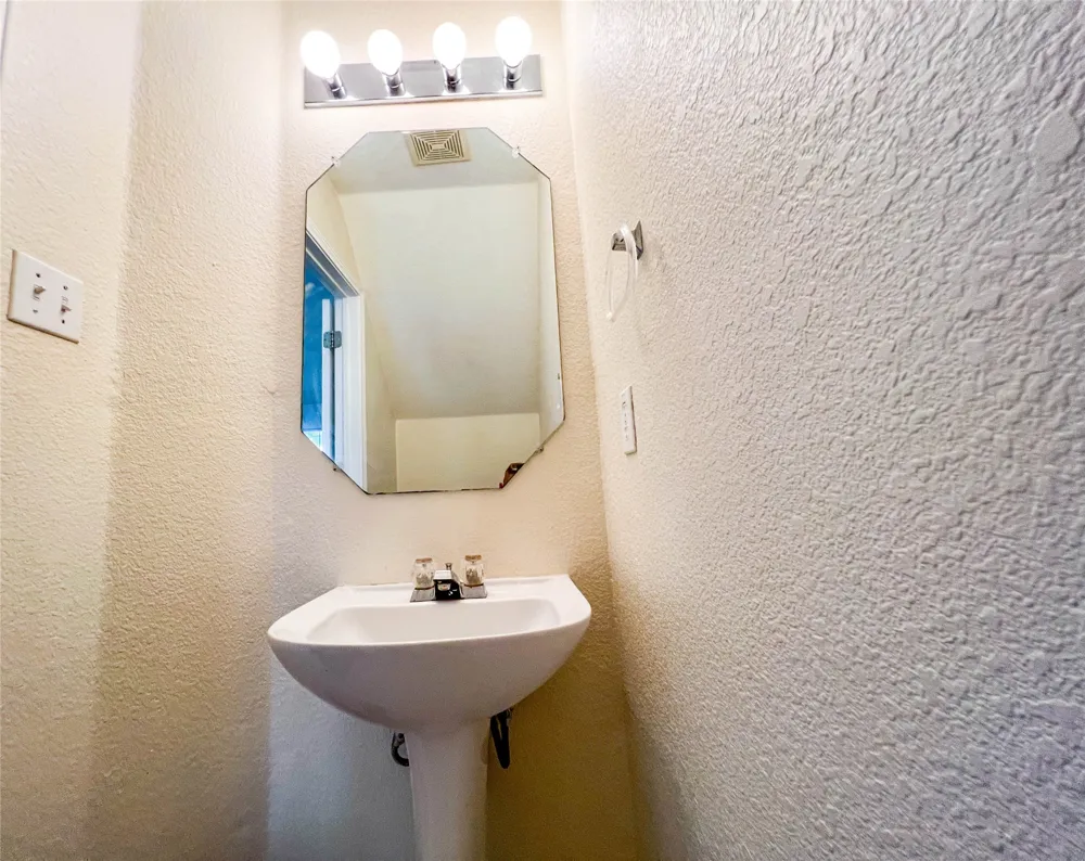 505 Shant Street Austin, TX 78748