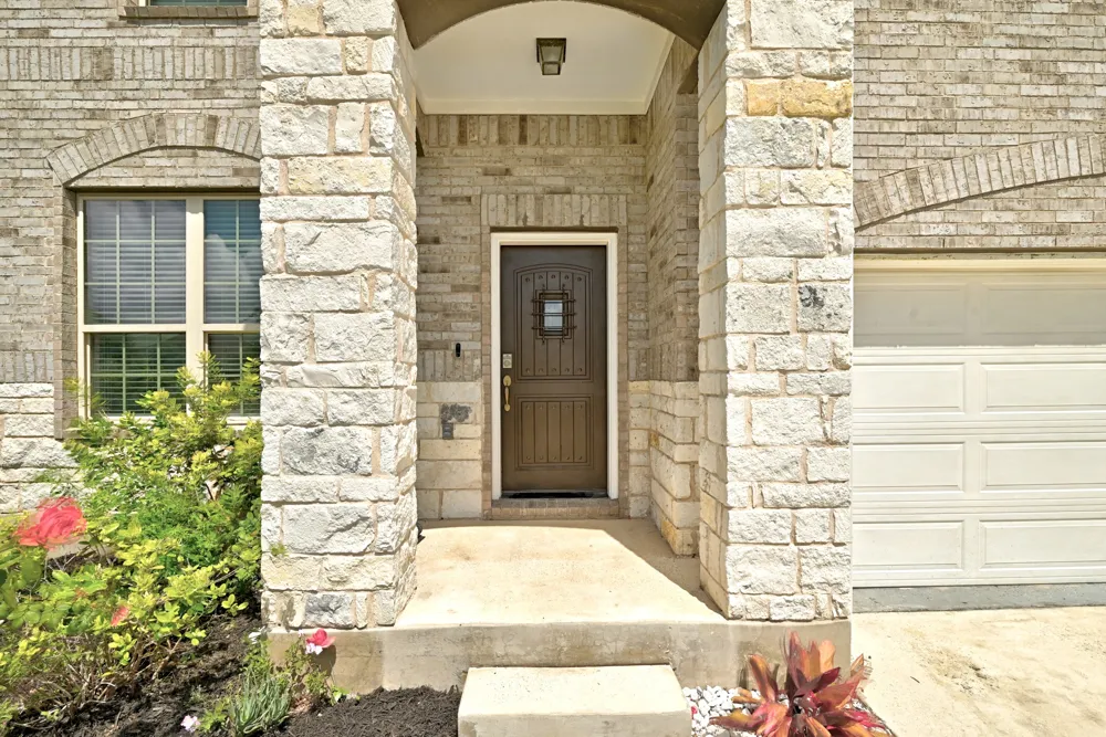 20324 Clare Island Bend Pflugerville, TX 78660