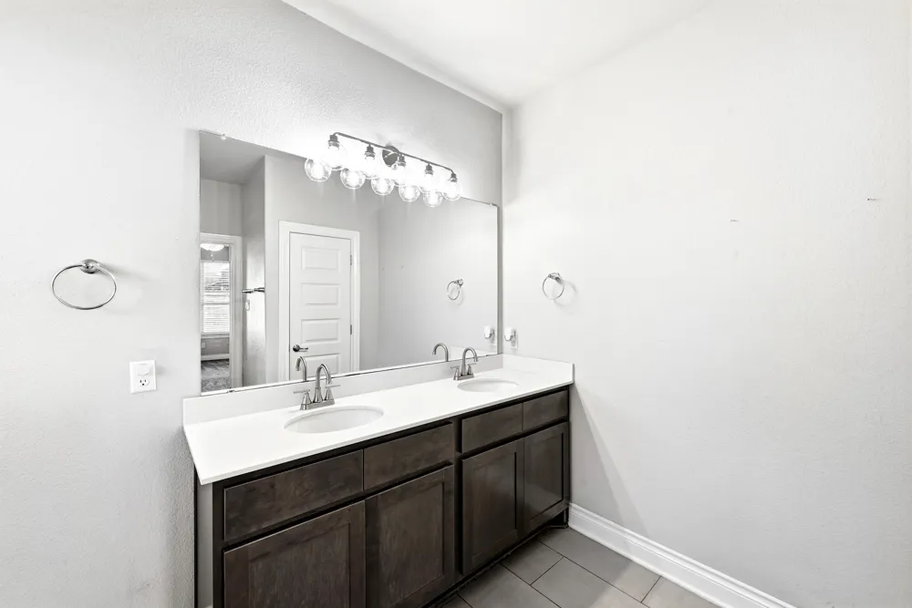 20324 Clare Island Bend Pflugerville, TX 78660