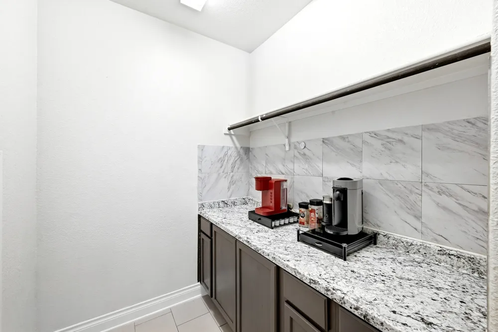 20324 Clare Island Bend Pflugerville, TX 78660