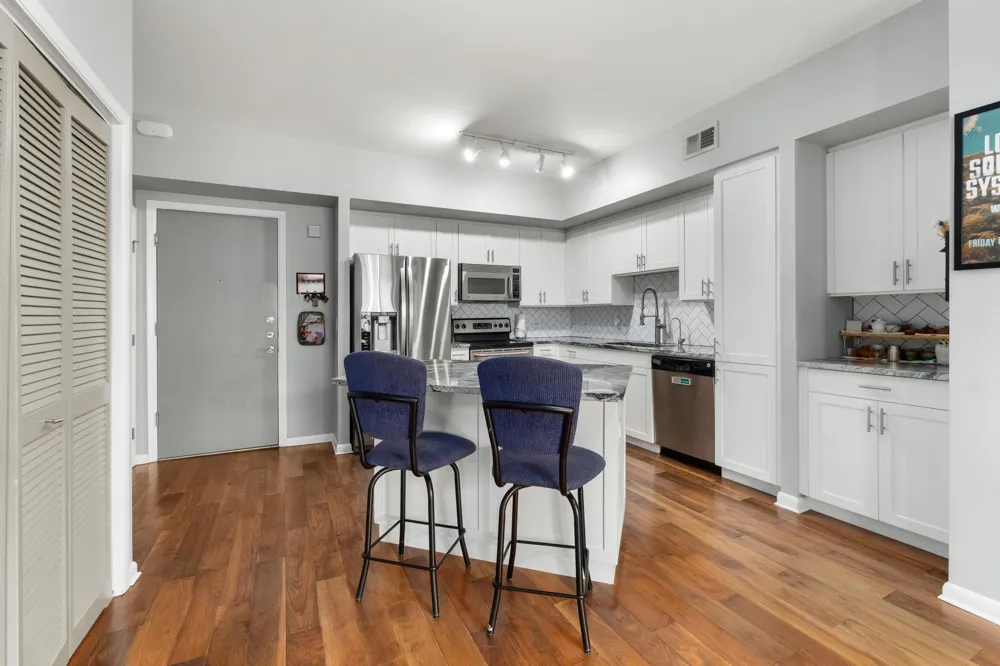 54 Rainey Street #609 Austin, TX 78701