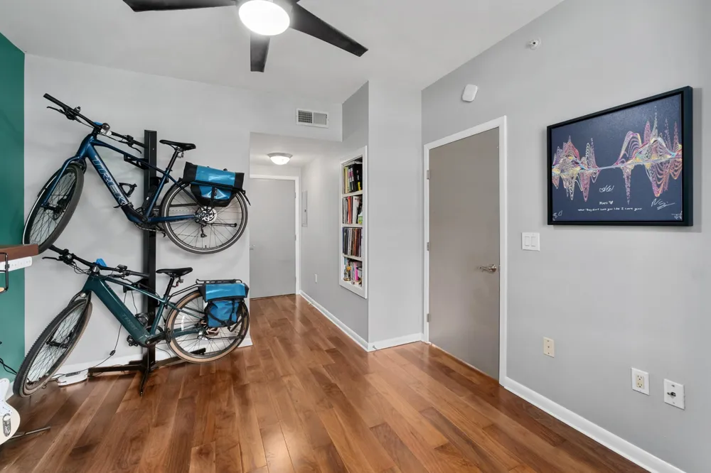 54 Rainey Street #609 Austin, TX 78701