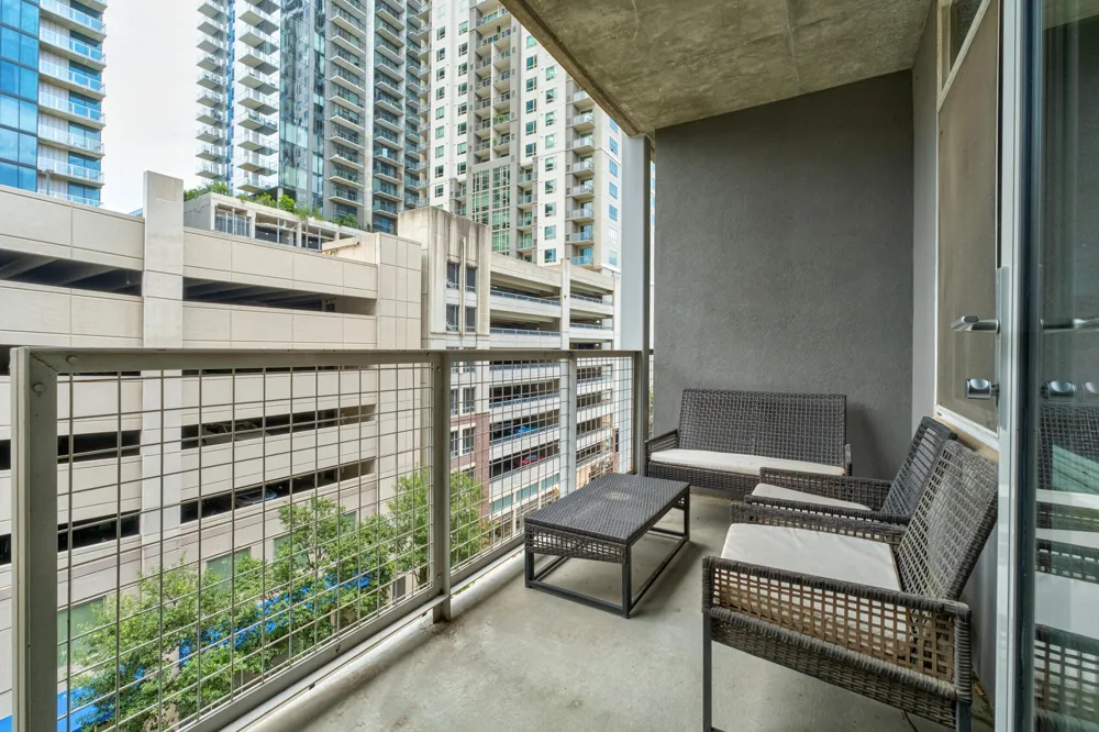 54 Rainey Street #609 Austin, TX 78701