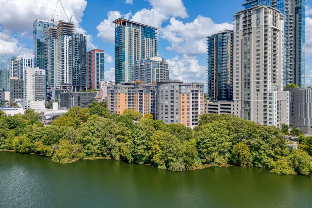 54 Rainey Street #609 Austin, TX 78701