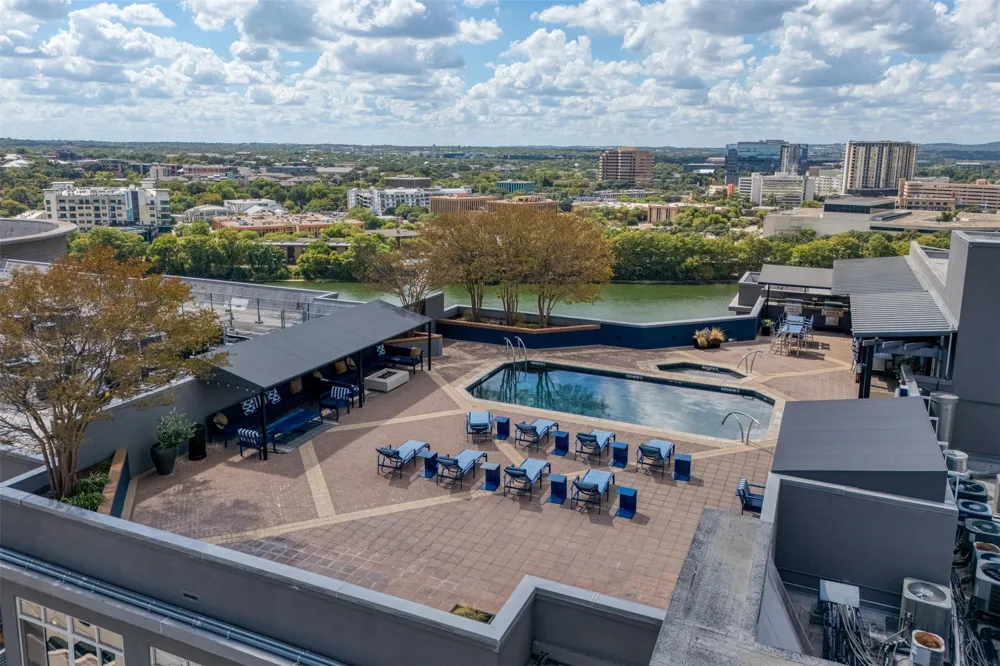 54 Rainey Street #609 Austin, TX 78701