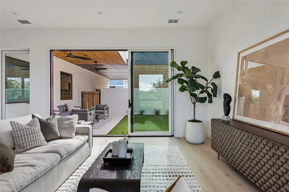 3604 Tom Miller Street Austin, TX 78723