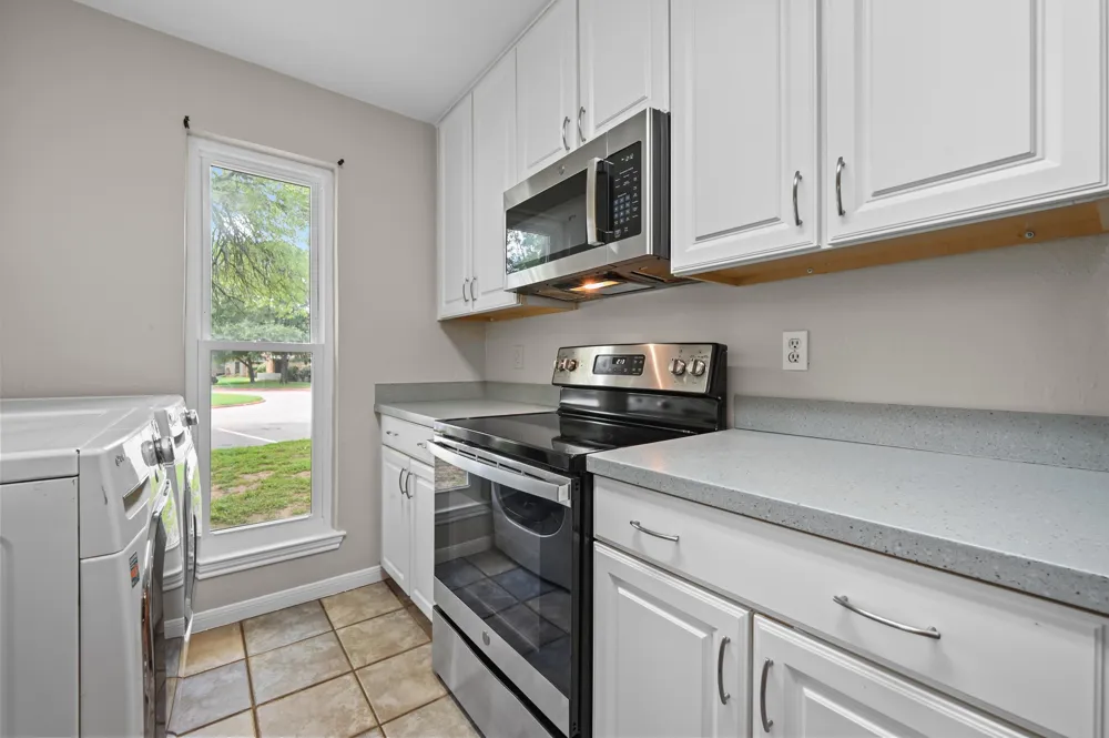 1601 Faro Drive #1404 Austin, TX 78741