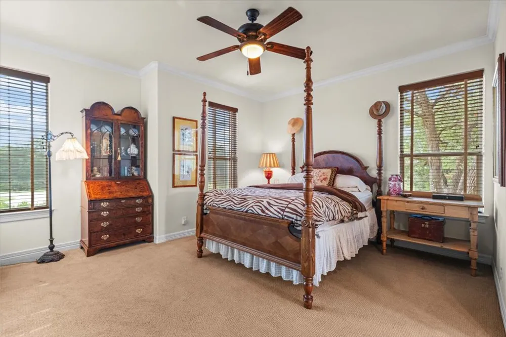 5201 Great Divide Drive Bee Cave, TX 78738