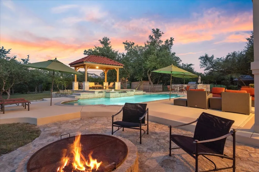 5201 Great Divide Drive Bee Cave, TX 78738
