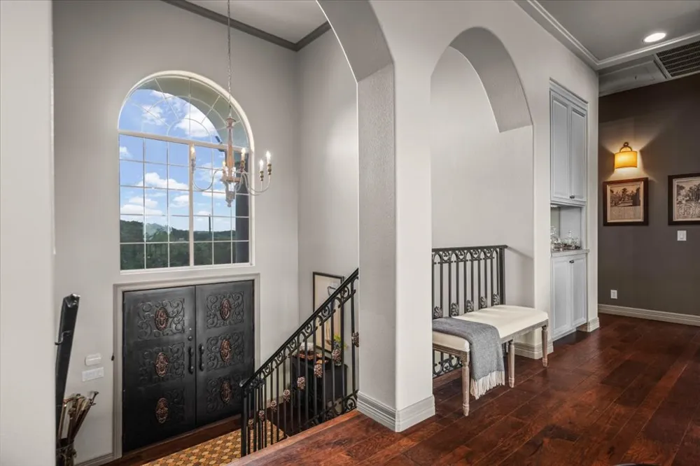 5201 Great Divide Drive Bee Cave, TX 78738