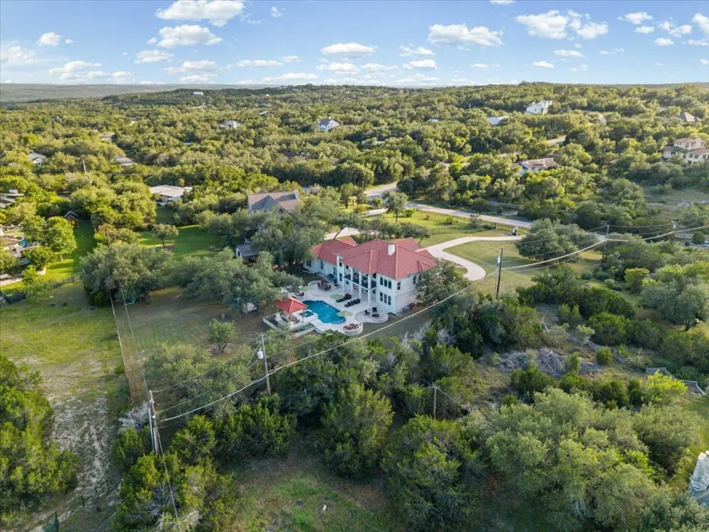 5201 Great Divide Drive Bee Cave, TX 78738