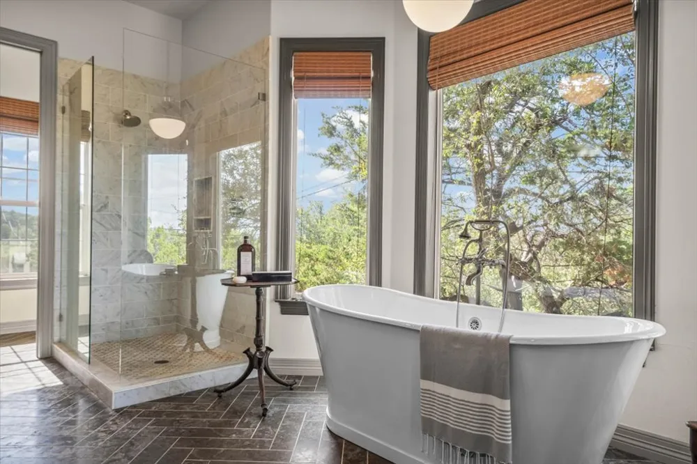 5201 Great Divide Drive Bee Cave, TX 78738