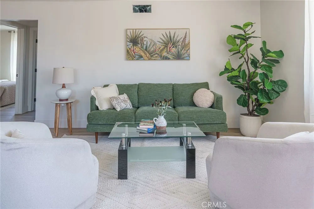 2015 San Francisco Avenue Long Beach, CA 90806