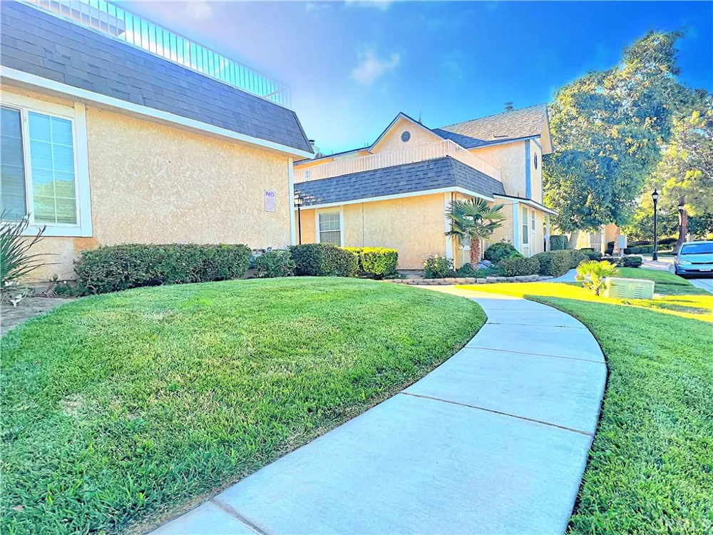 43639 Park Avenue Lancaster, CA 93534