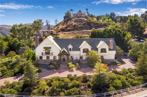 85 Saddlebow Road