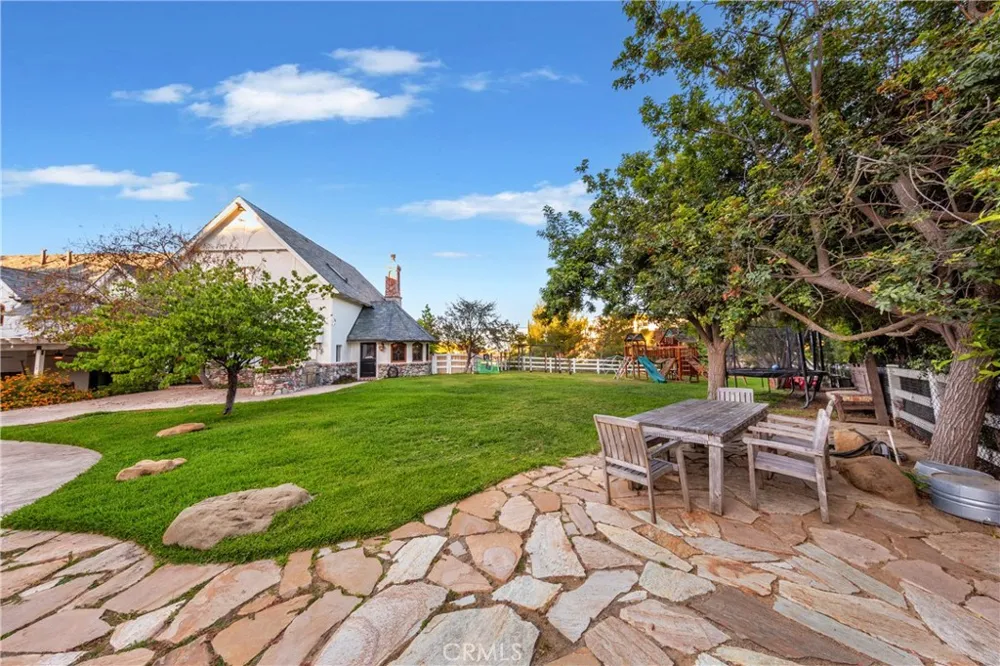 85 Saddlebow Road Bell Canyon, CA 91307