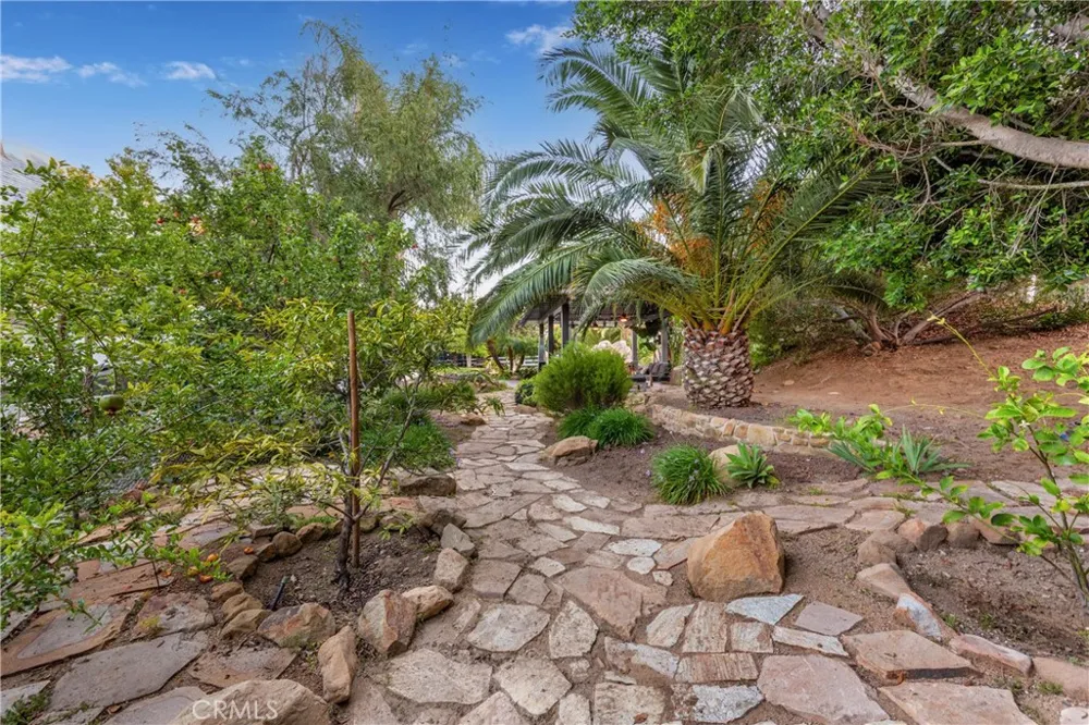 85 Saddlebow Road Bell Canyon, CA 91307