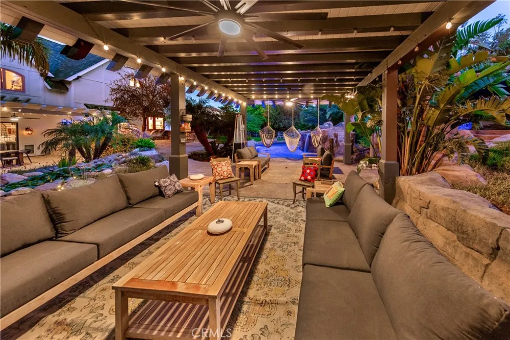 85 Saddlebow Road Bell Canyon, CA 91307
