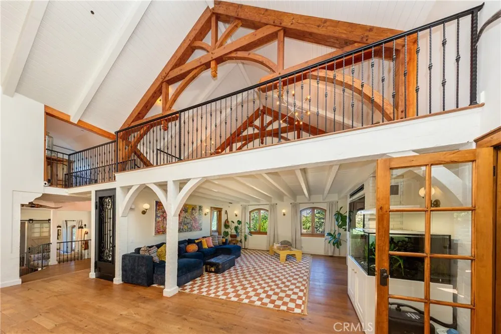 85 Saddlebow Road Bell Canyon, CA 91307