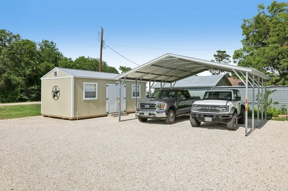 117 Main Street Paige, TX 78659
