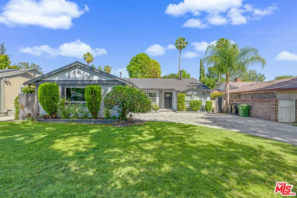 6626 Burnet Avenue Van Nuys, CA 91405