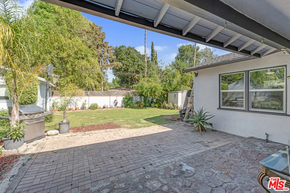 6626 Burnet Avenue Van Nuys, CA 91405
