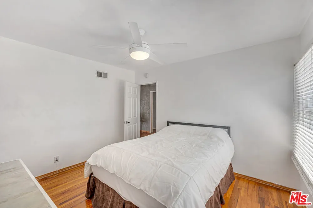 6626 Burnet Avenue Van Nuys, CA 91405