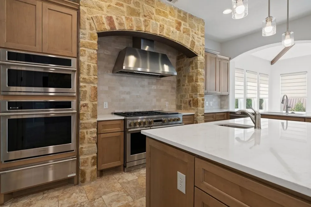 109 Largo Cove Austin, TX 78734