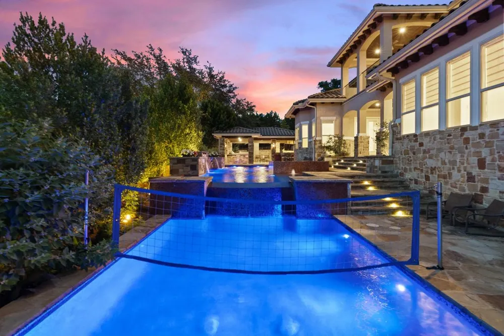 109 Largo Cove Austin, TX 78734