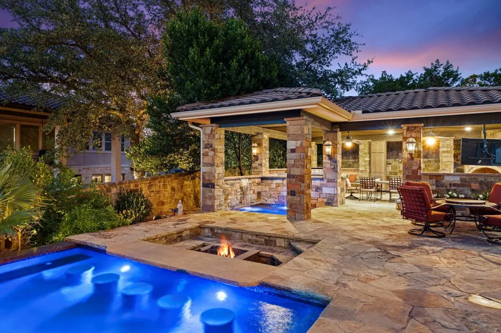 109 Largo Cove Austin, TX 78734