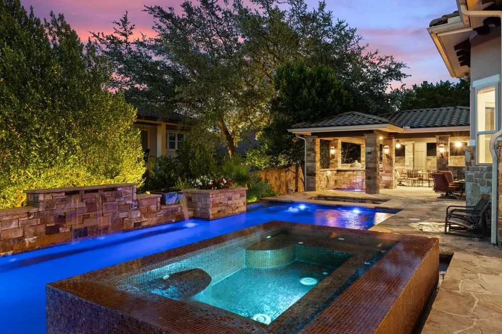 109 Largo Cove Austin, TX 78734
