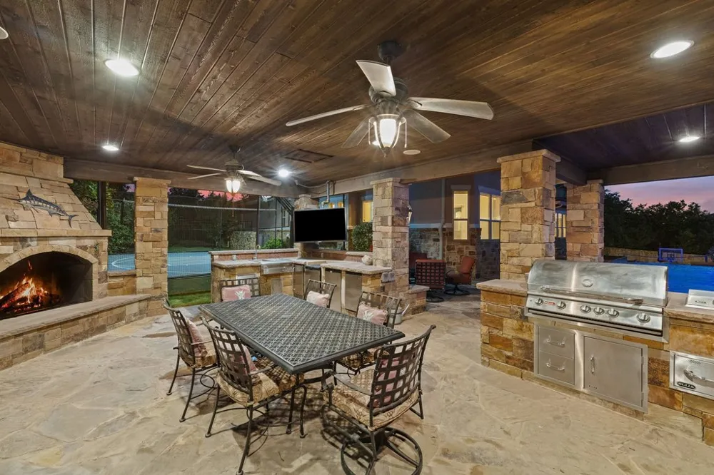 109 Largo Cove Austin, TX 78734