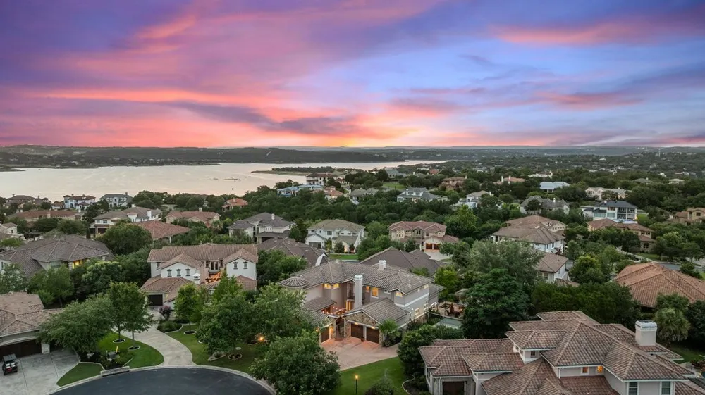 109 Largo Cove Austin, TX 78734