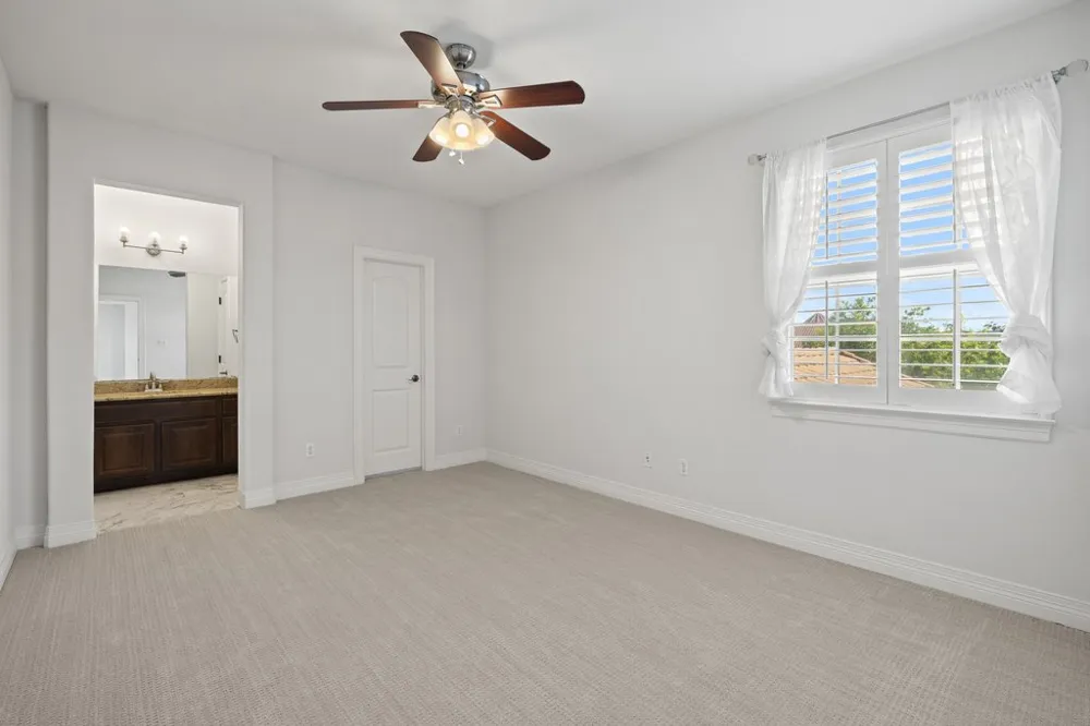 109 Largo Cove Austin, TX 78734