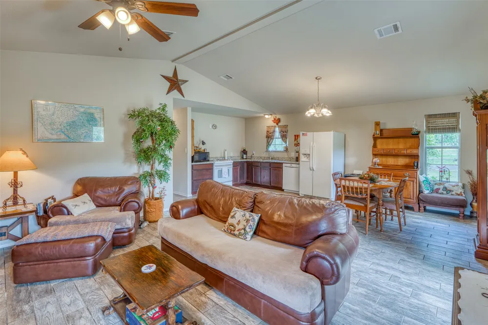 160 County Road 141 Burnet, TX 78611