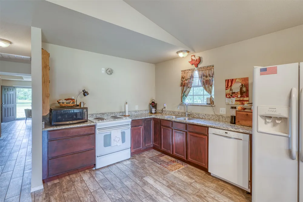 160 County Road 141 Burnet, TX 78611