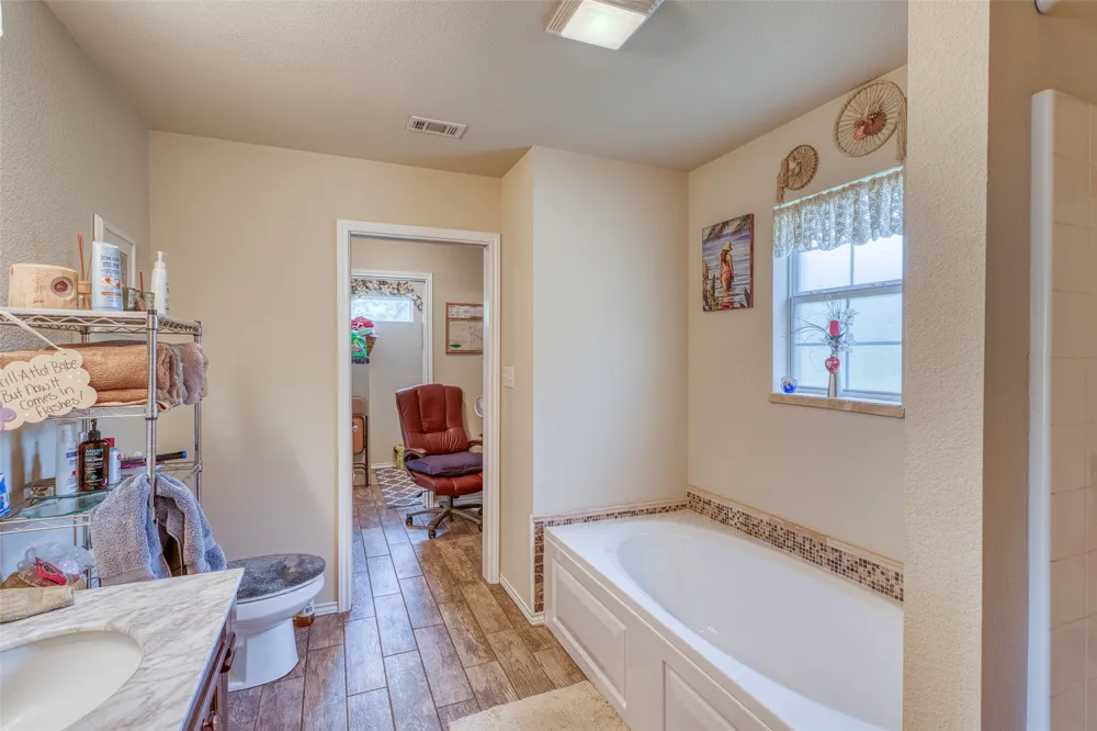 160 County Road 141 Burnet, TX 78611