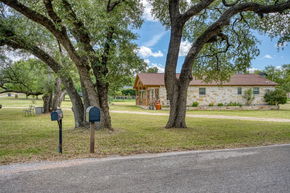 160 County Road 141 Burnet, TX 78611