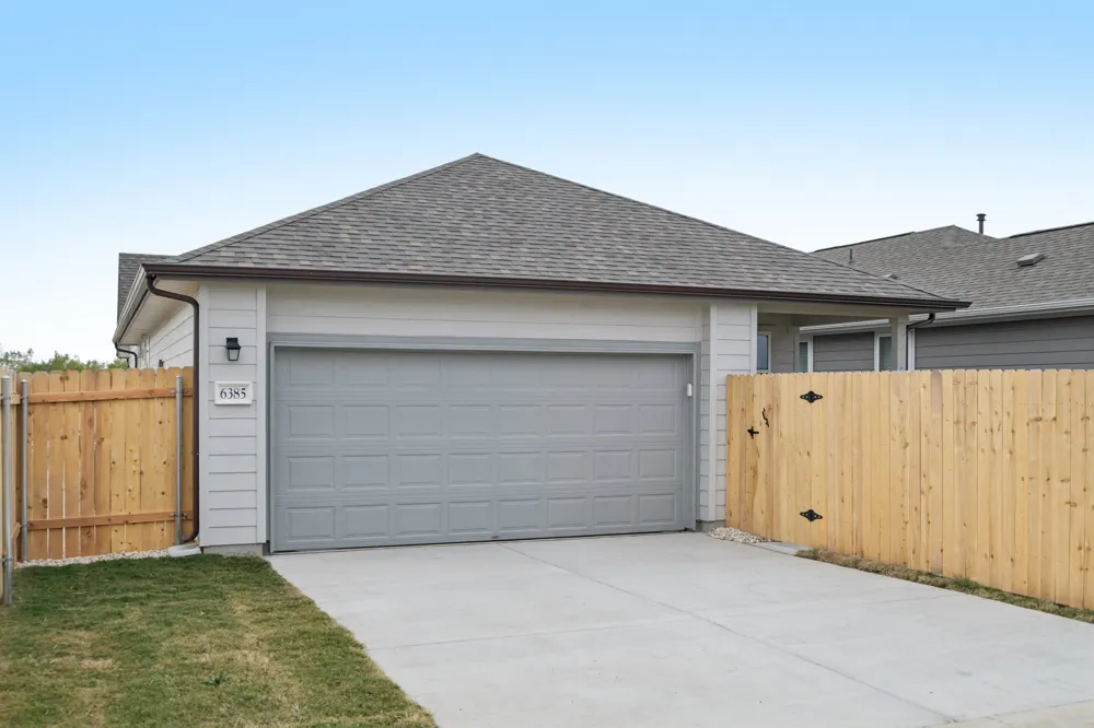509 Porter Country Parkway Buda, TX 78610