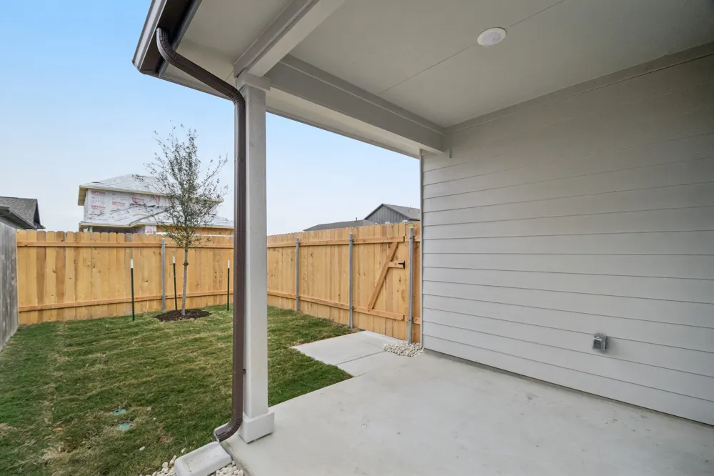 509 Porter Country Parkway Buda, TX 78610