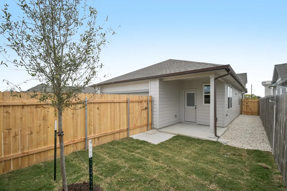 509 Porter Country Parkway Buda, TX 78610