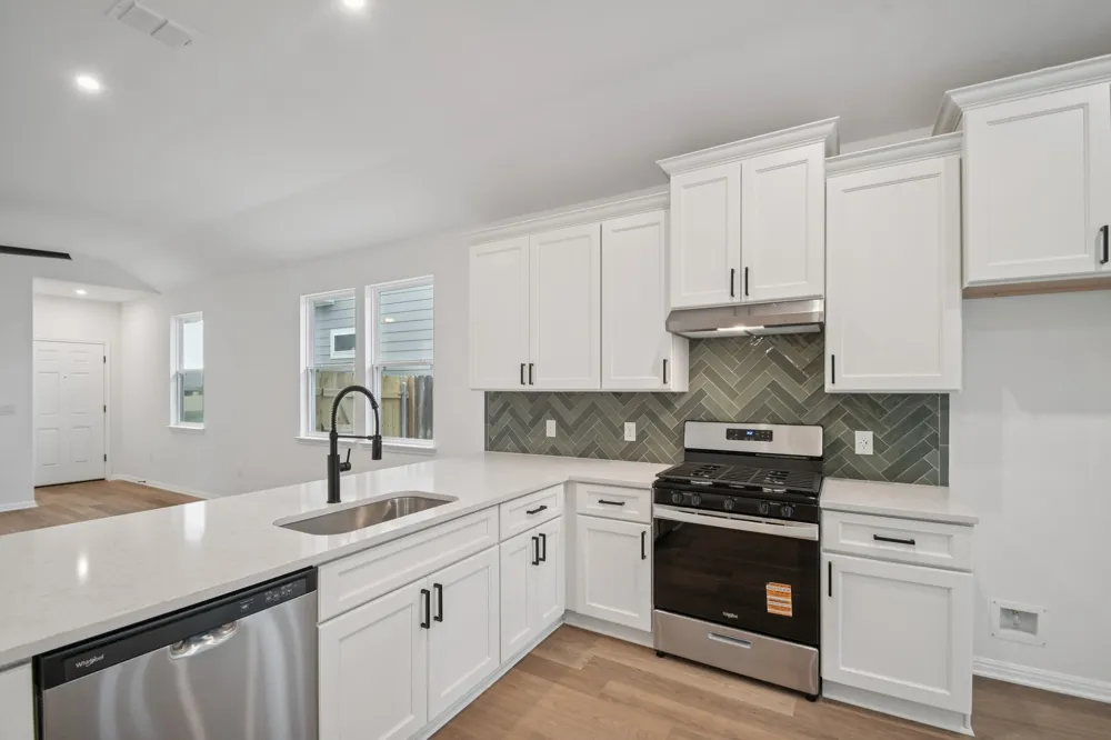 509 Porter Country Parkway Buda, TX 78610