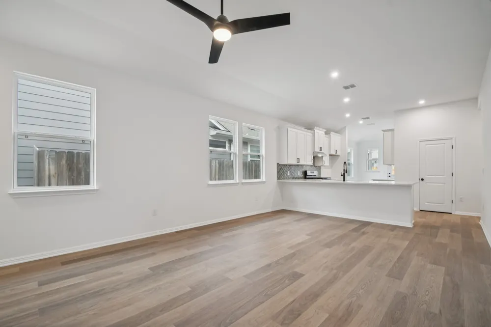 509 Porter Country Parkway Buda, TX 78610